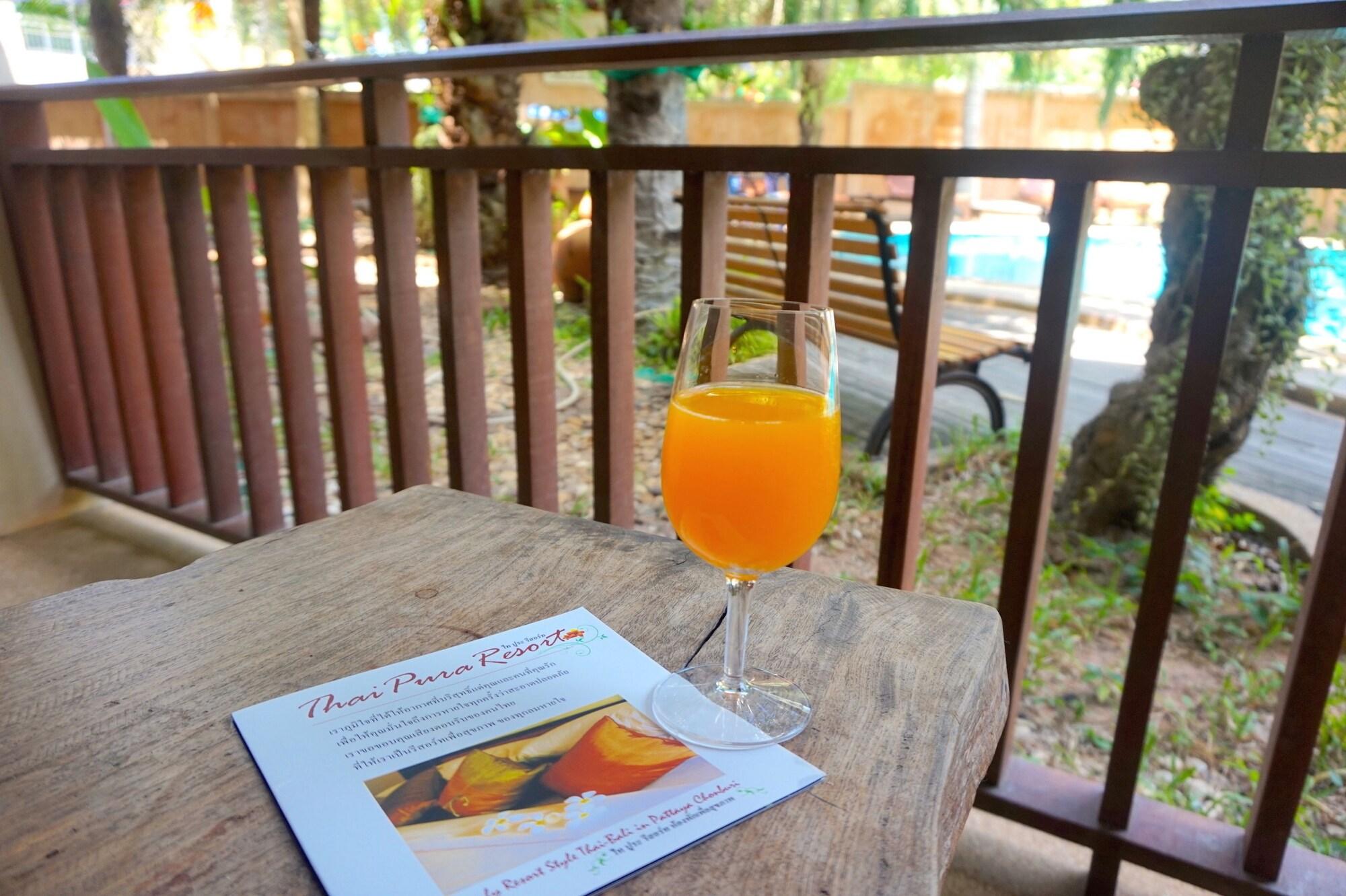 Thai Pura Resort Патая Екстериор снимка