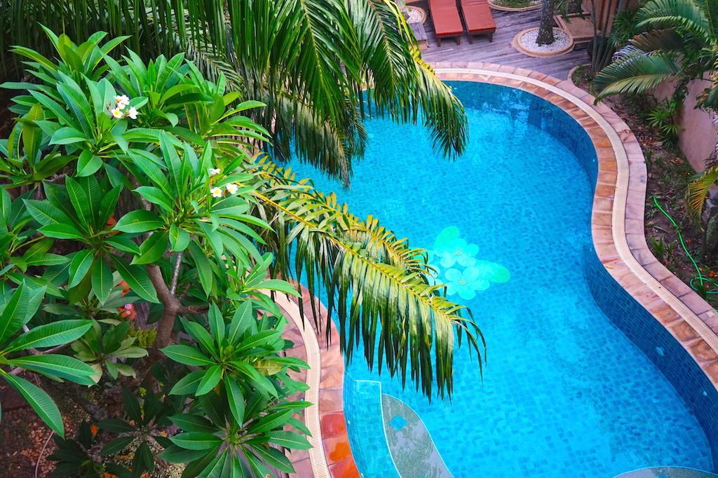 Thai Pura Resort Патая Екстериор снимка