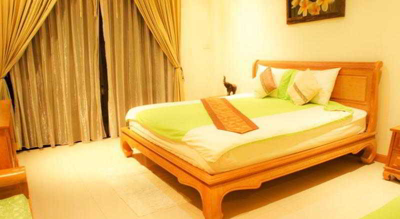 Thai Pura Resort Патая Екстериор снимка